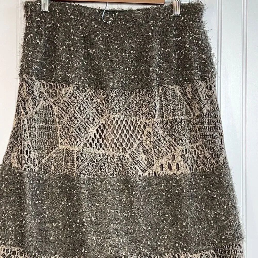 Donna Vinci Love The Queen Mocha Ragged Lined Skirt With Lace Details Size Small - Picture 8 of 11